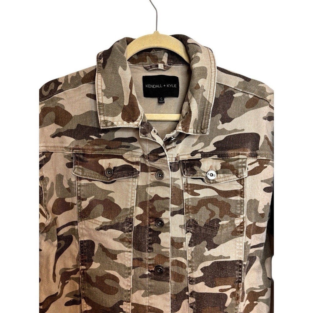 Kendall & Kylie Camo Denim Jean Jacket Women's Small Metal Buttons